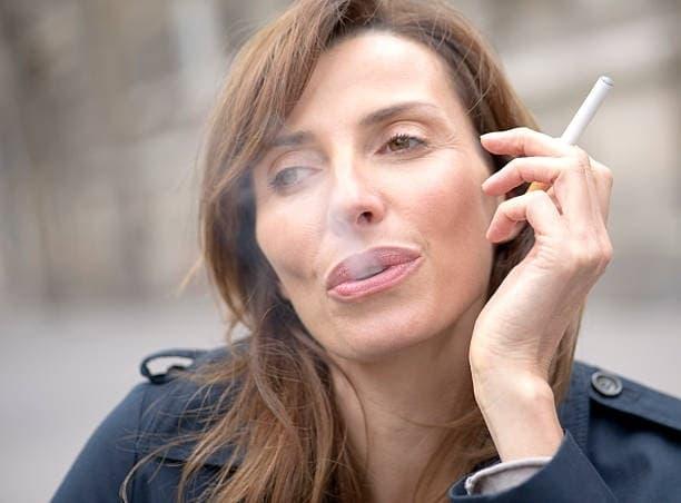 How nhà cái uy tin Shapes Player Choices and Why symptoms of e cigarettes Are Becoming a Major Health Concern