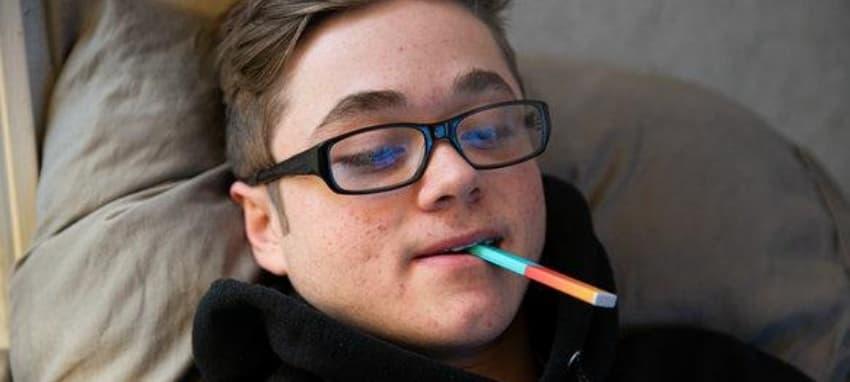 trực tiếp bóng đá Live Coverage Tips and Tobacco Vape Pen Buying Guide for Stadium and Home Viewers
